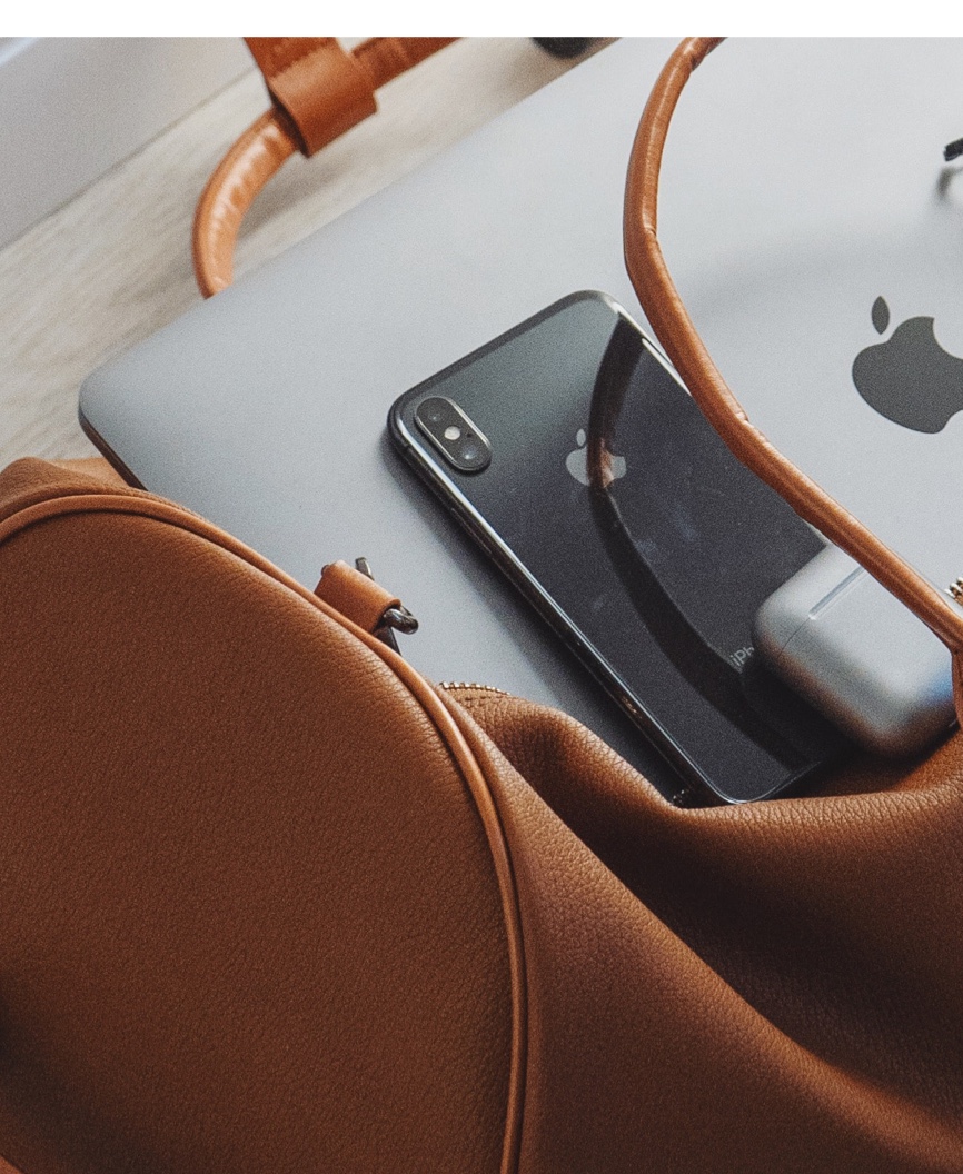 Maletas de viaje y iphone